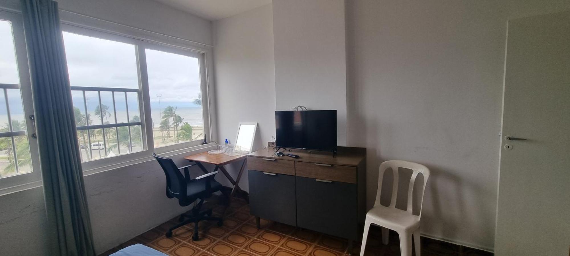 Apto Em Frente Ao Mar - Predio Redondo Peruibe Ngoại thất bức ảnh